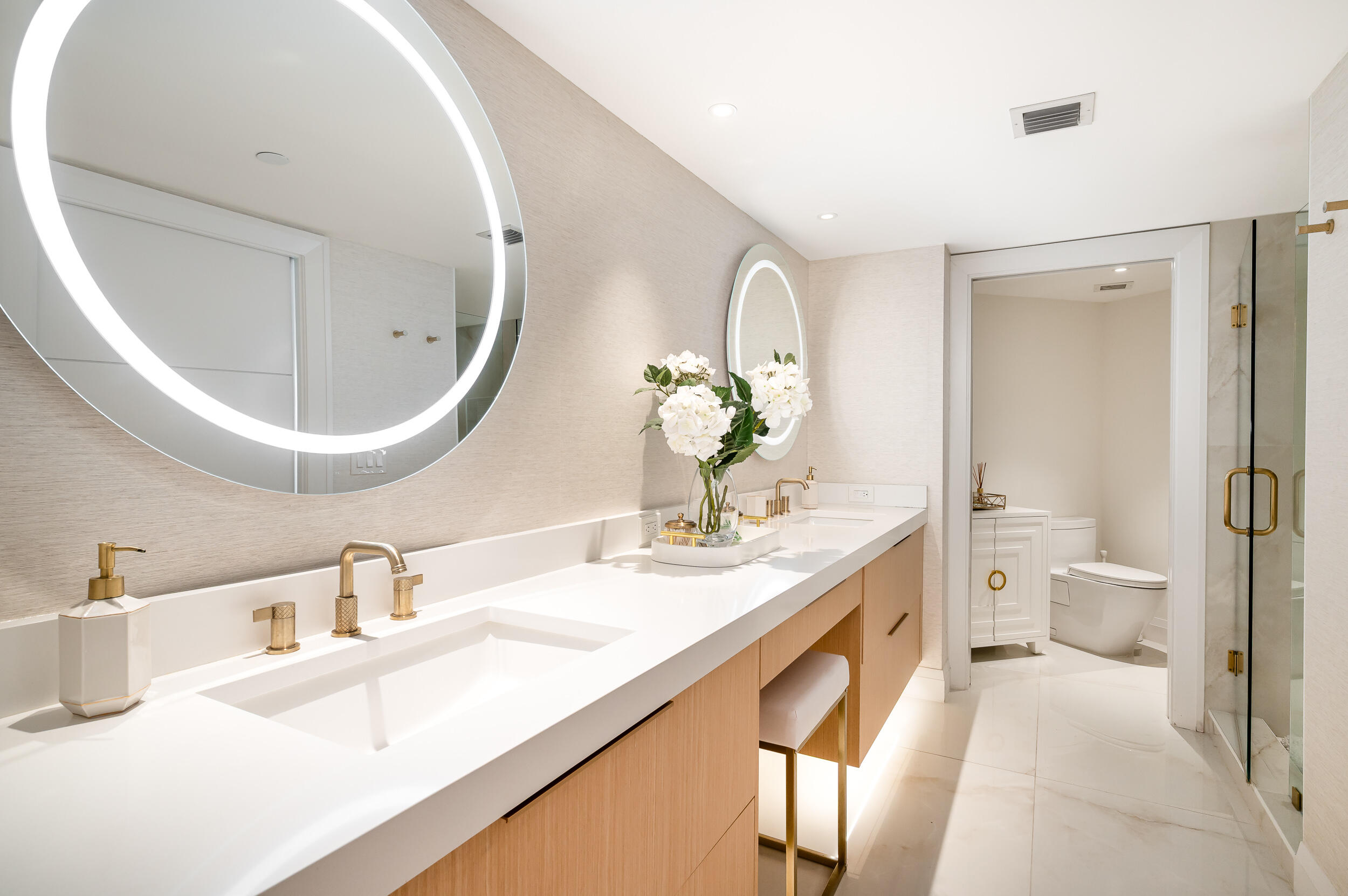 100 SE 5TH Avenue 103