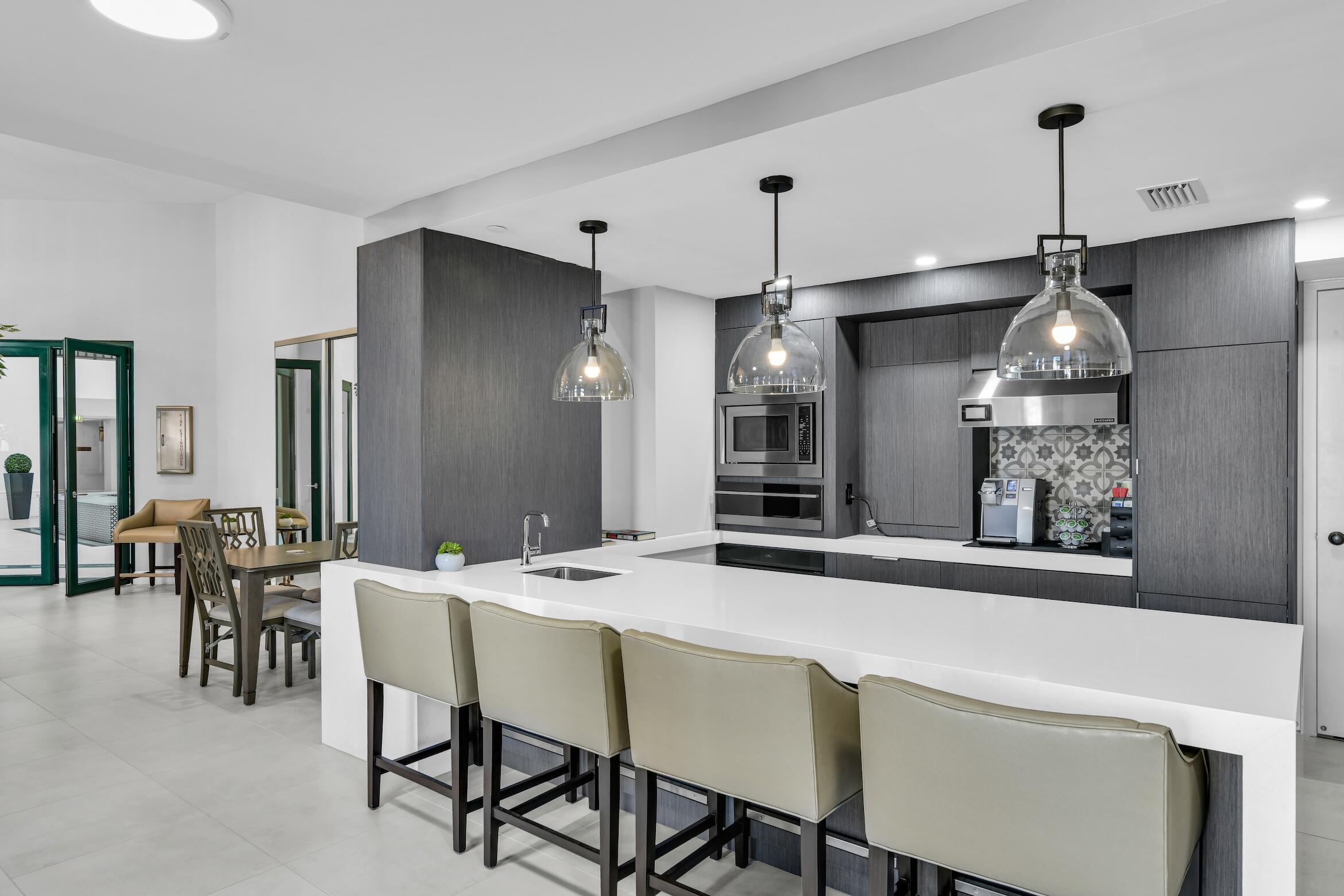 100 SE 5TH Avenue 103