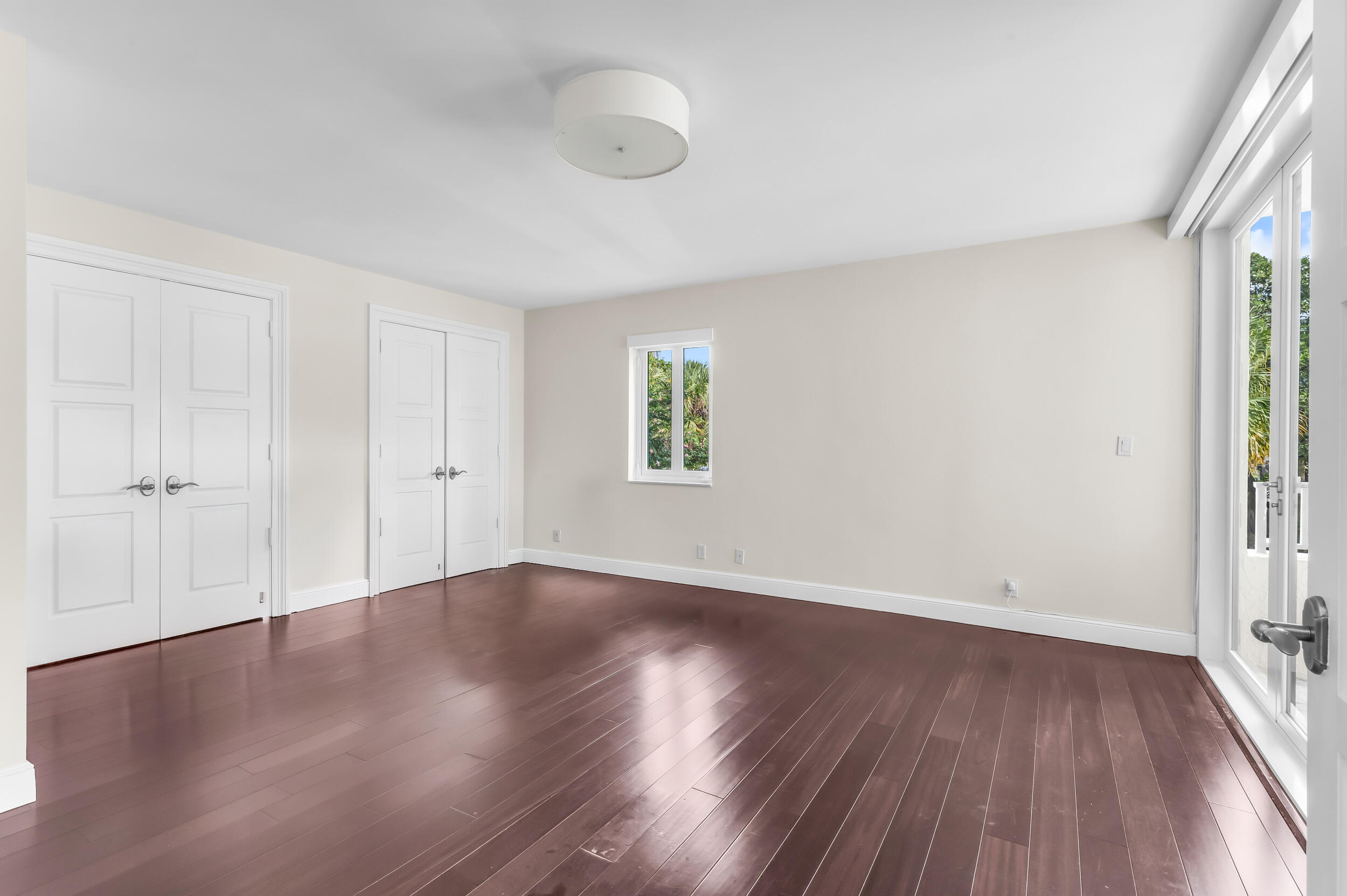 100 SE 5TH Avenue 202