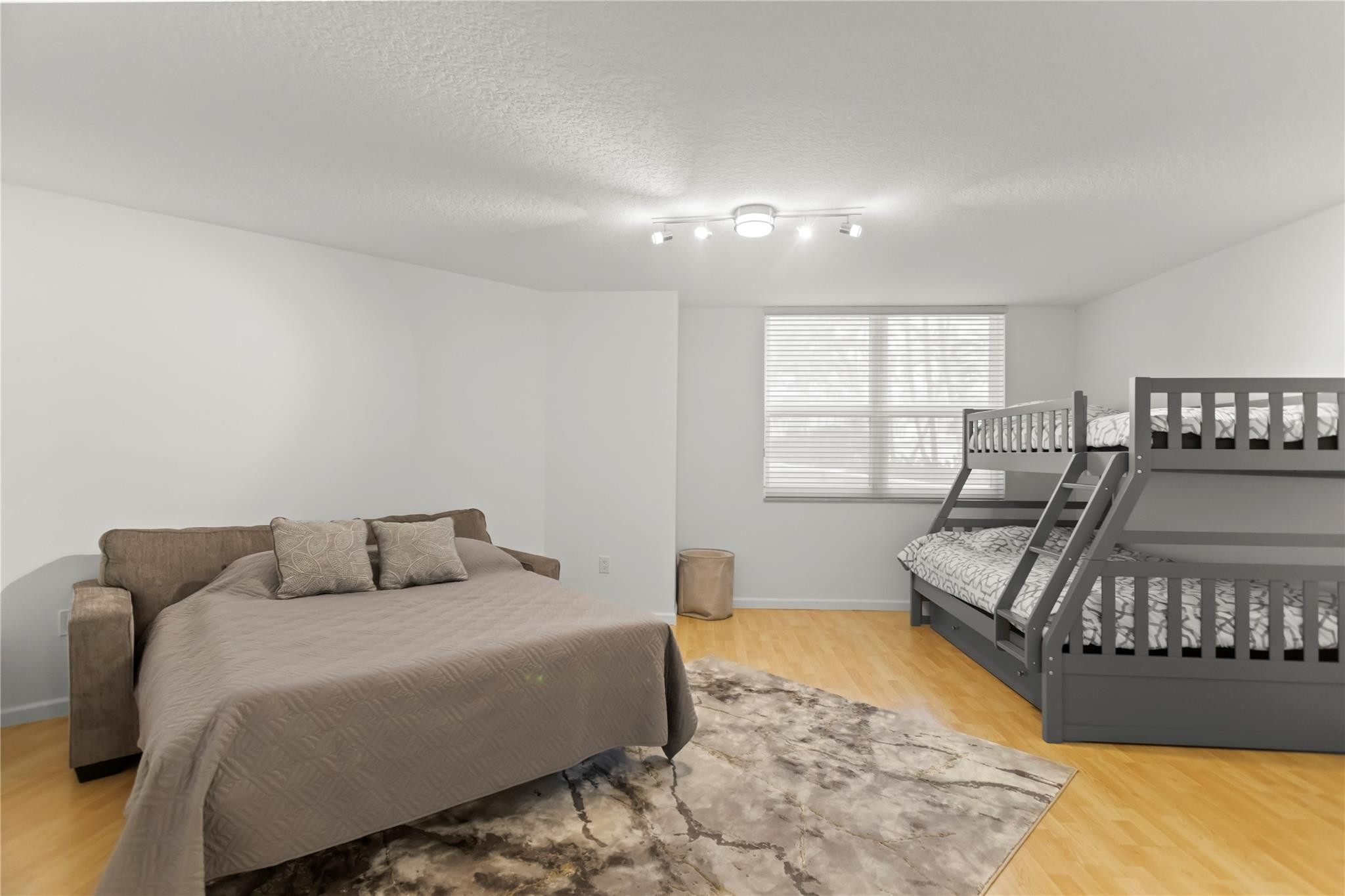 99 SE Mizner Blvd 616