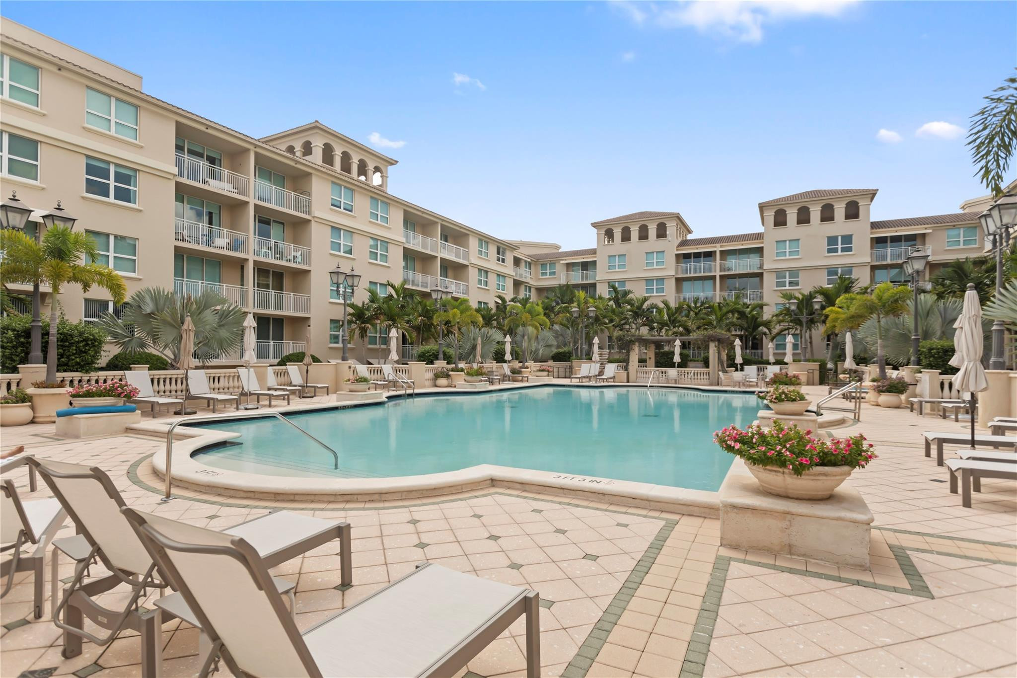 99 SE Mizner Blvd 616