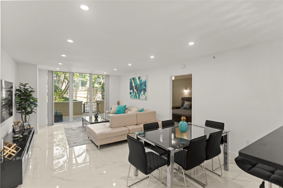 99 SE Mizner Blvd 616