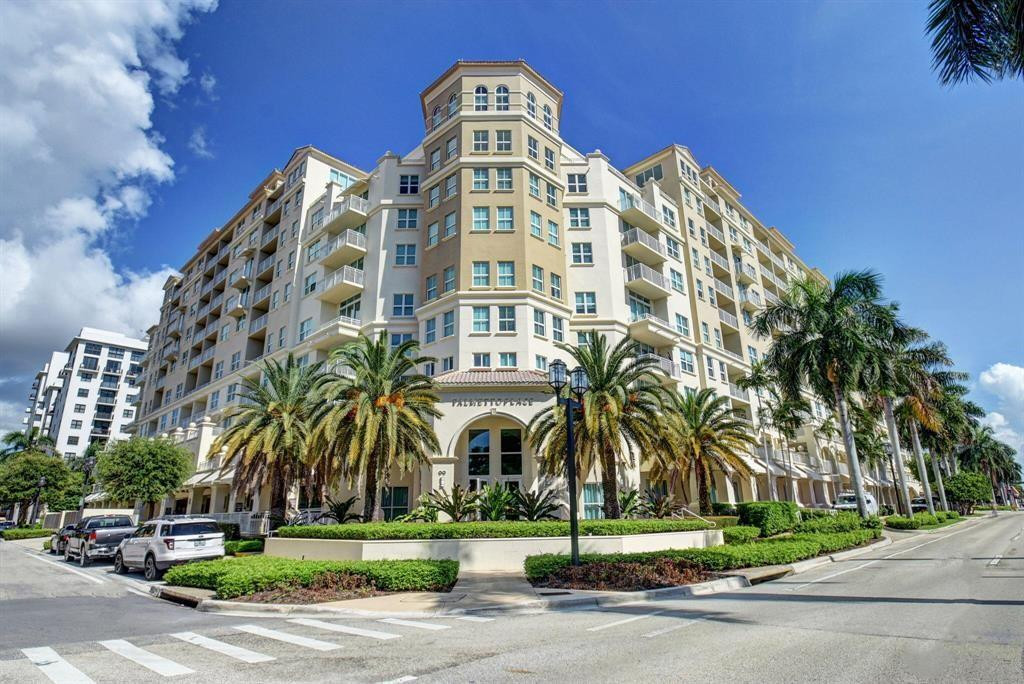 99 SE Mizner Blvd 616