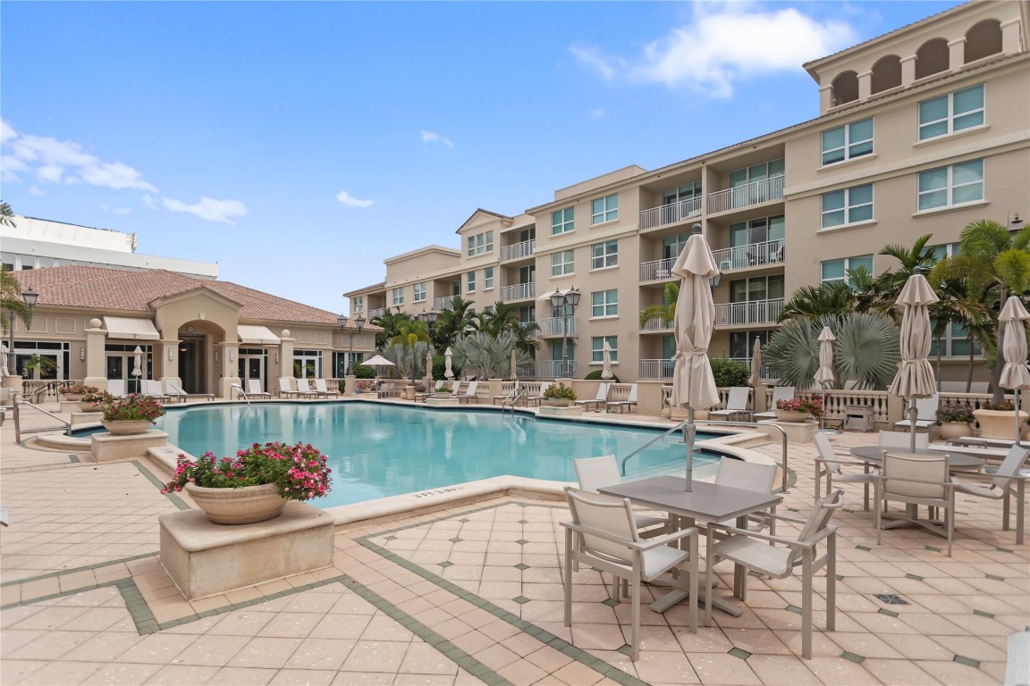 99 SE Mizner Blvd 616