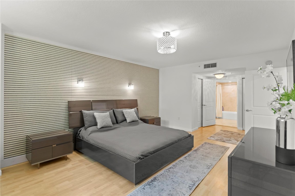 99 SE Mizner Blvd 616