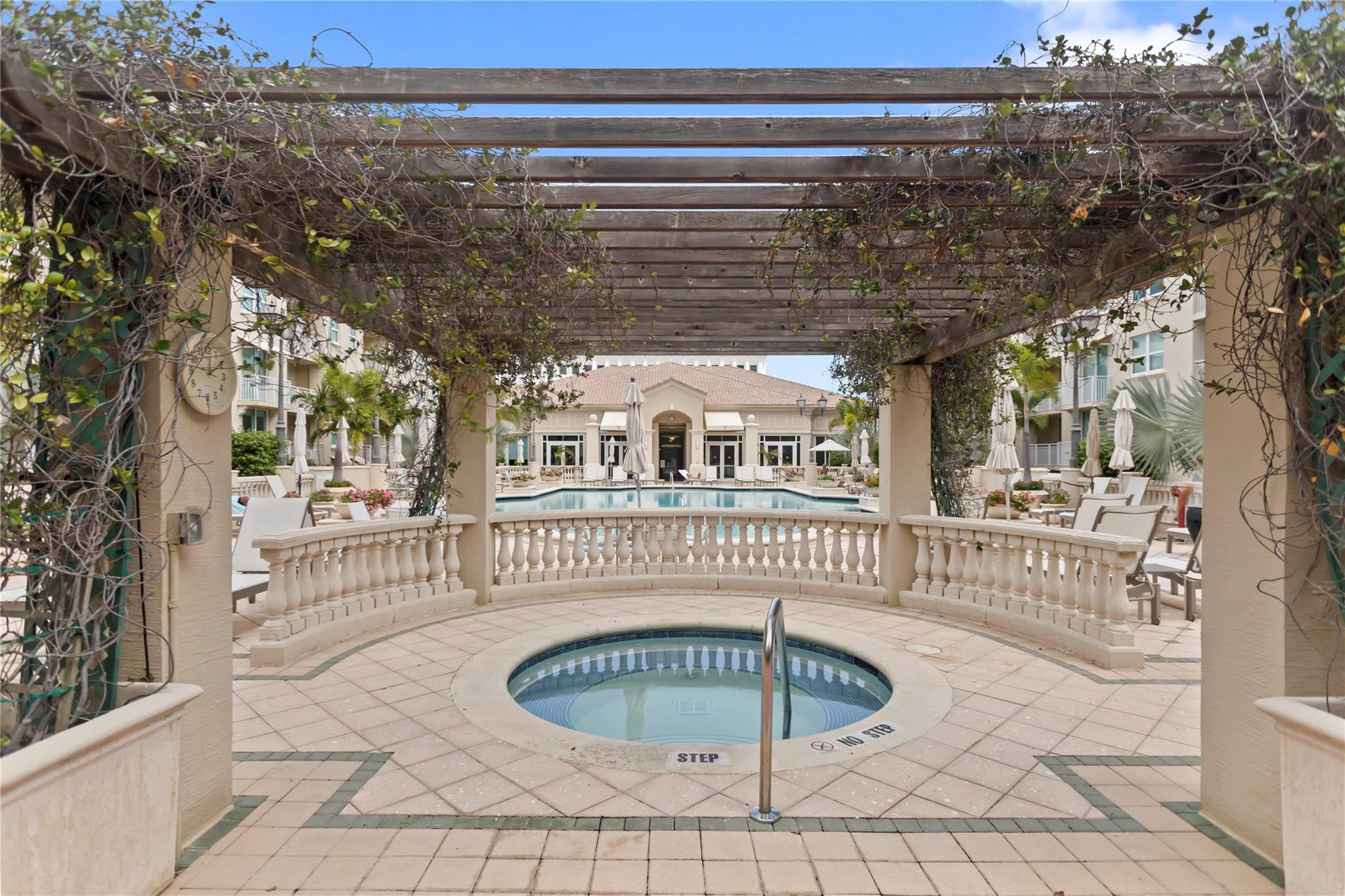 99 SE Mizner Blvd 616