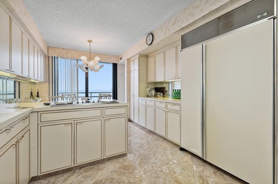 1400 S Ocean Boulevard 1402