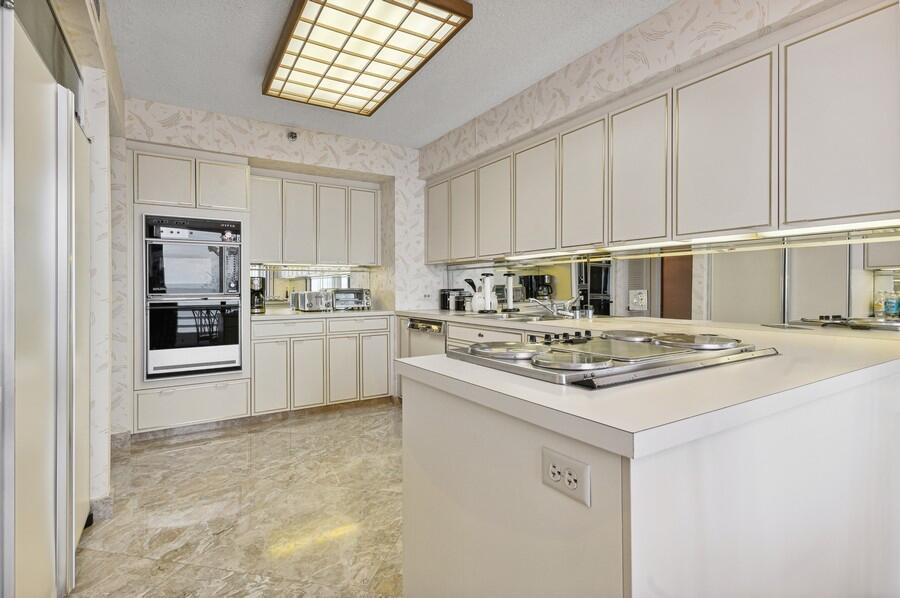 1400 S Ocean Boulevard 1402