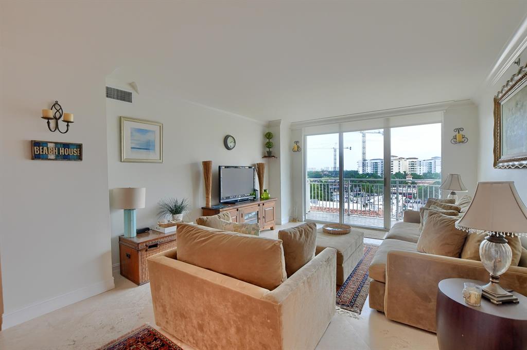 99 SE Mizner Boulevard 729