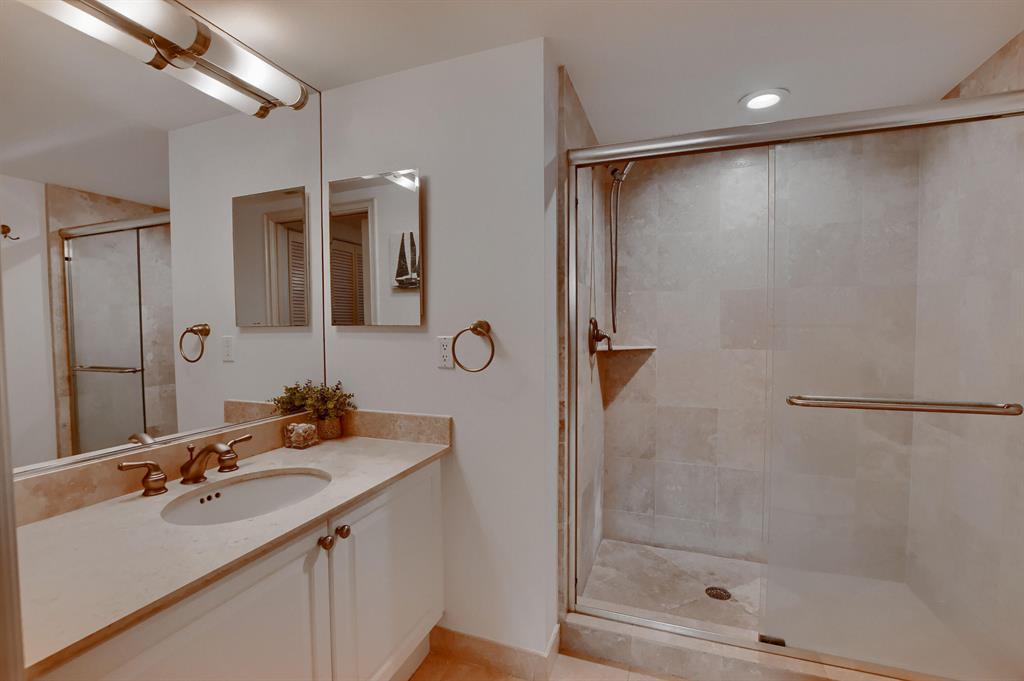 99 SE Mizner Boulevard 729