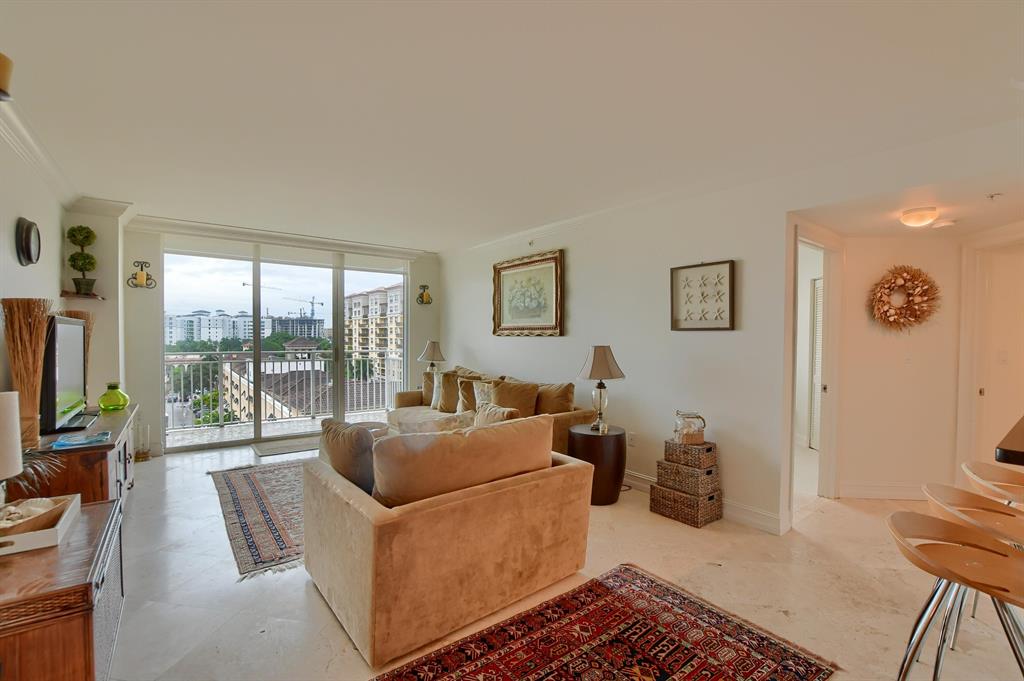 99 SE Mizner Boulevard 729