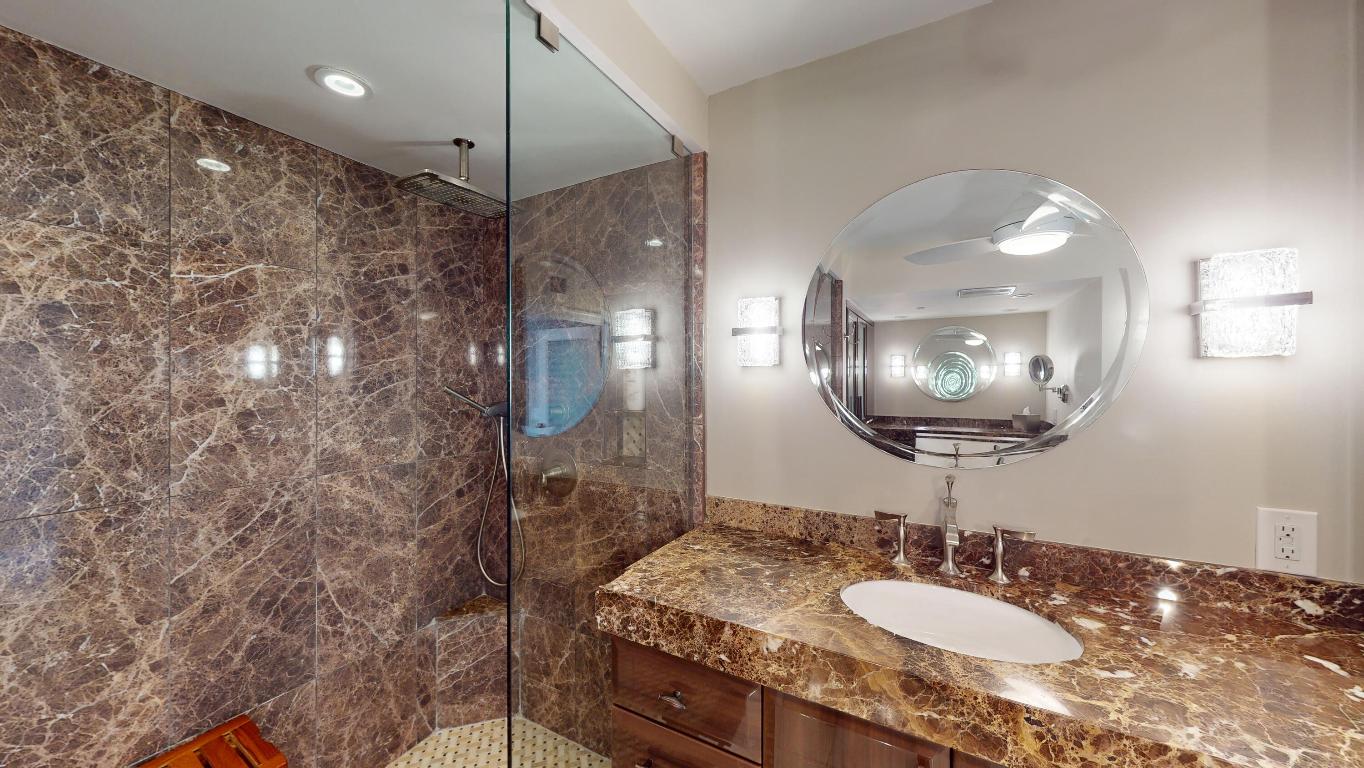 901 E Camino Real 14-C