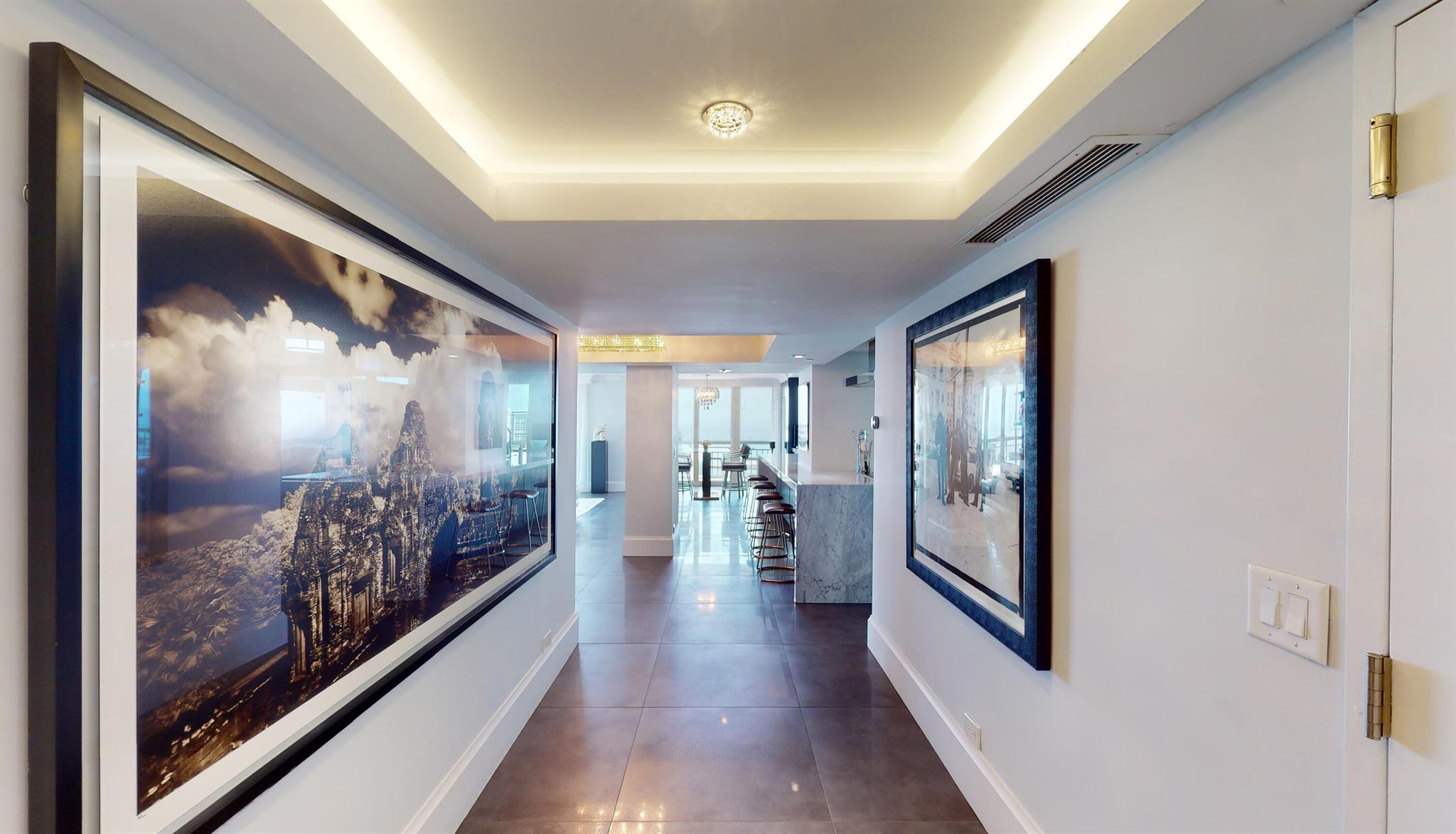 901 E Camino Real 14-C