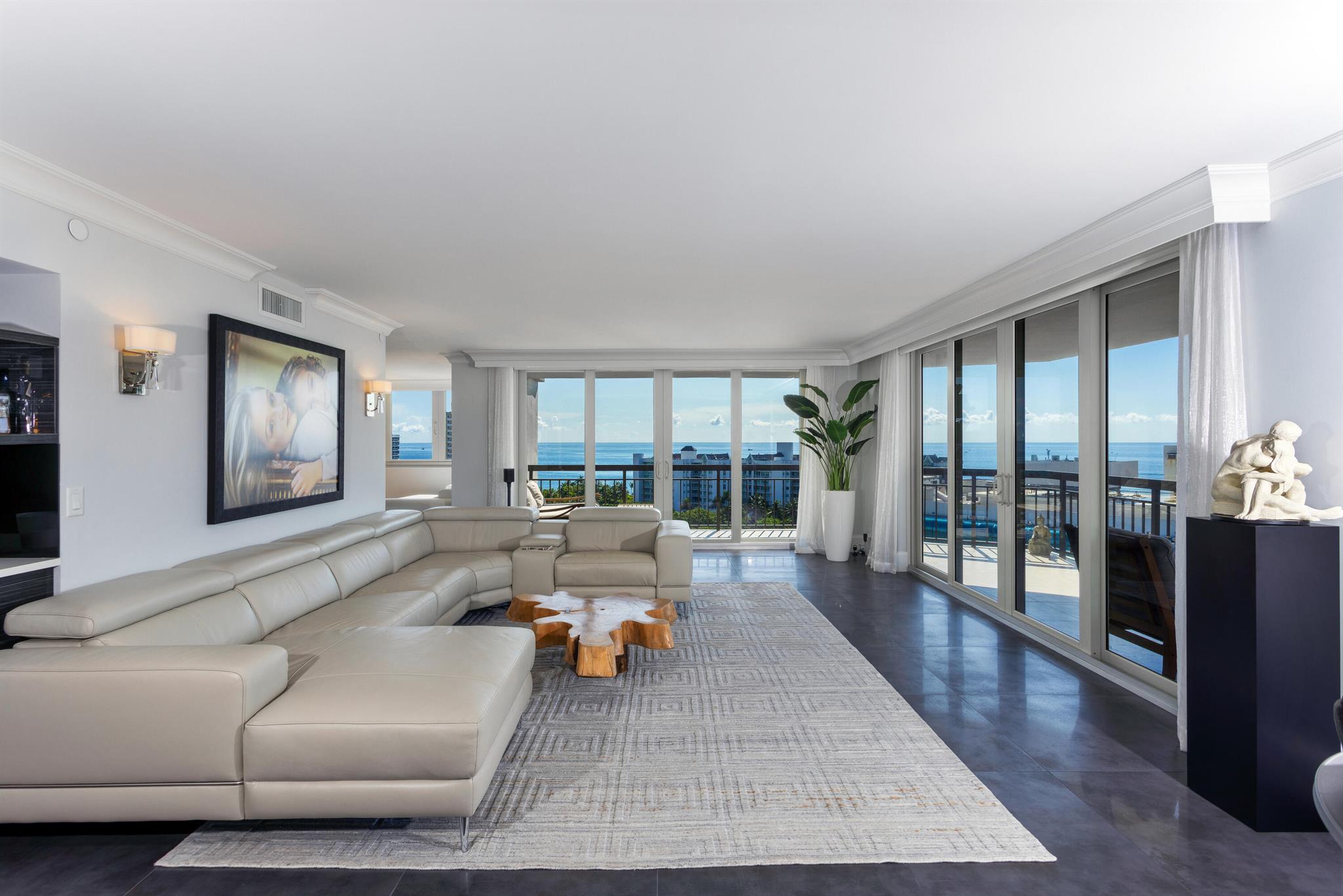 901 E Camino Real 14-C