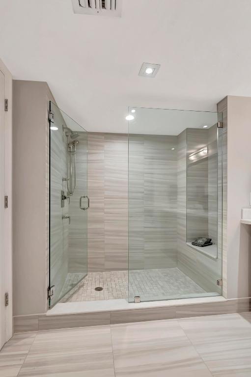 4301 N Ocean Blvd Boulevard 1006