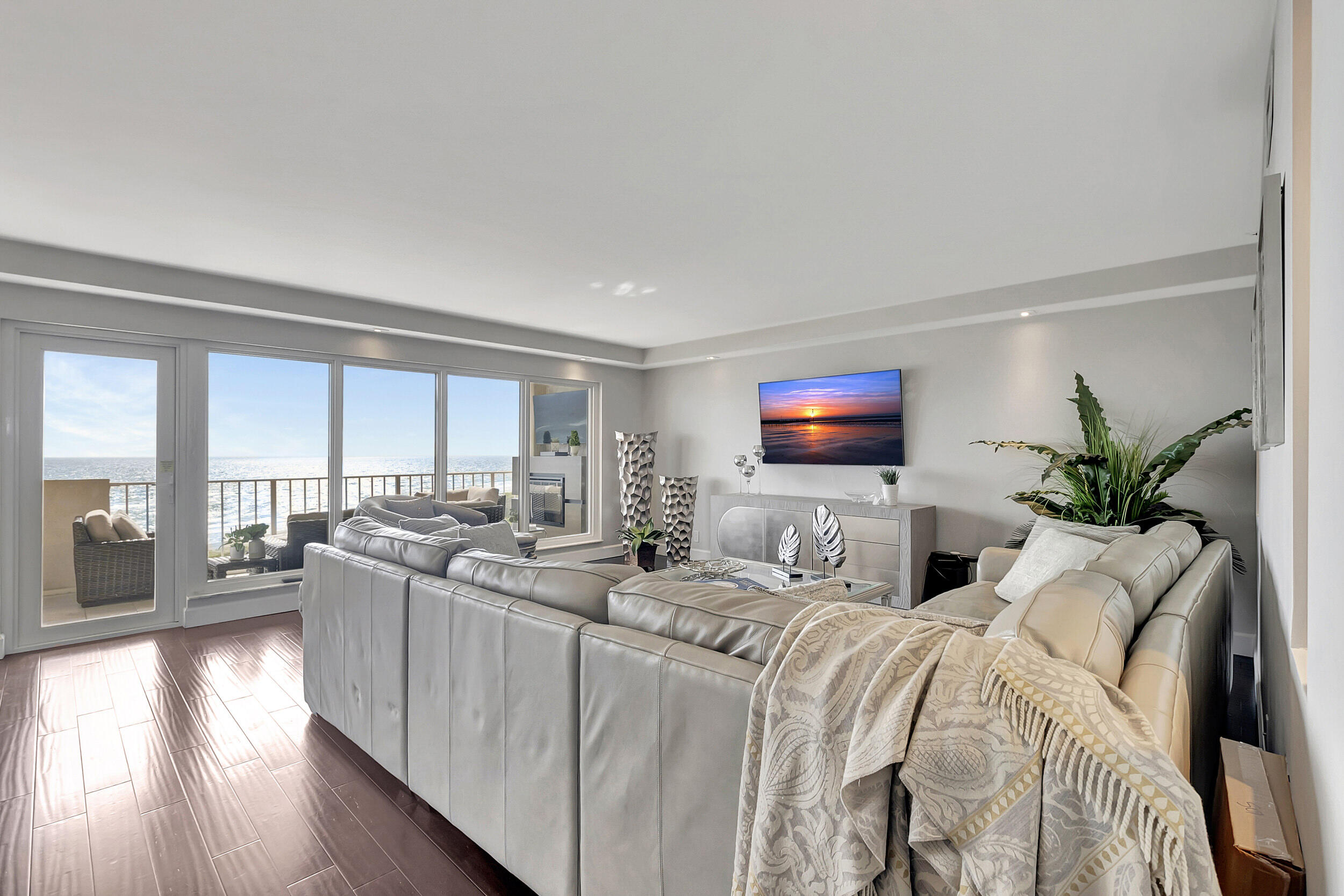 4301 N Ocean Blvd Boulevard 1006