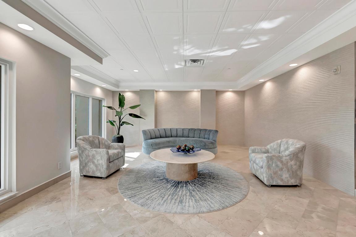 4301 N Ocean Blvd Boulevard 1006