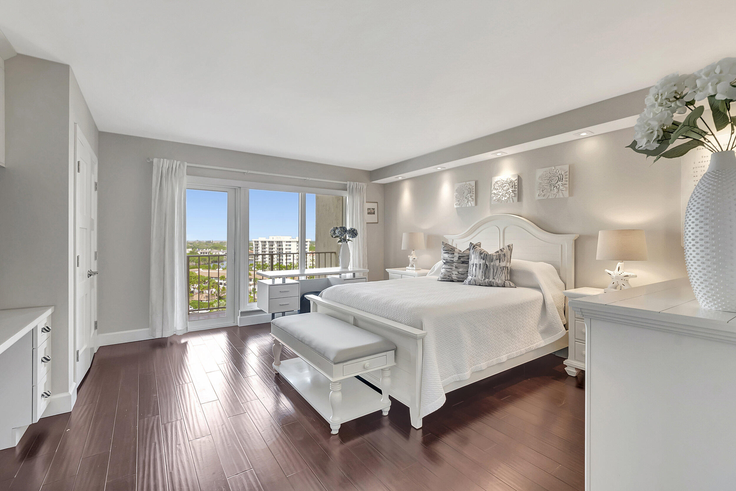 4301 N Ocean Blvd Boulevard 1006