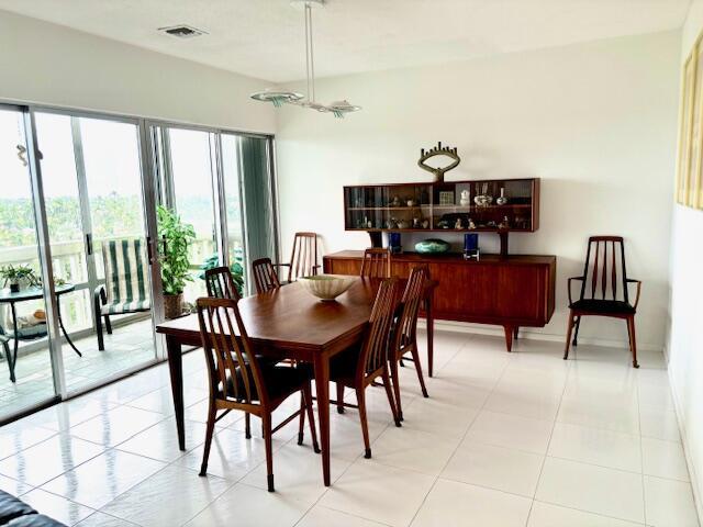 1000 Lowry Street Ph-C