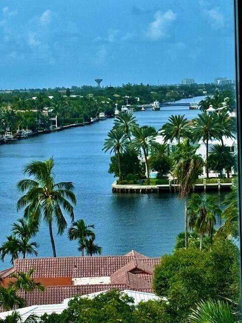 1000 Lowry Street Ph-C