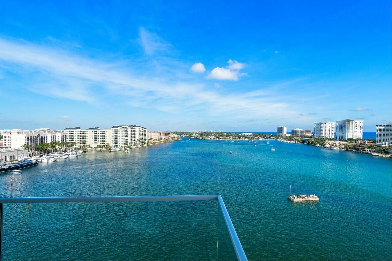 701 E Camino Real 12a