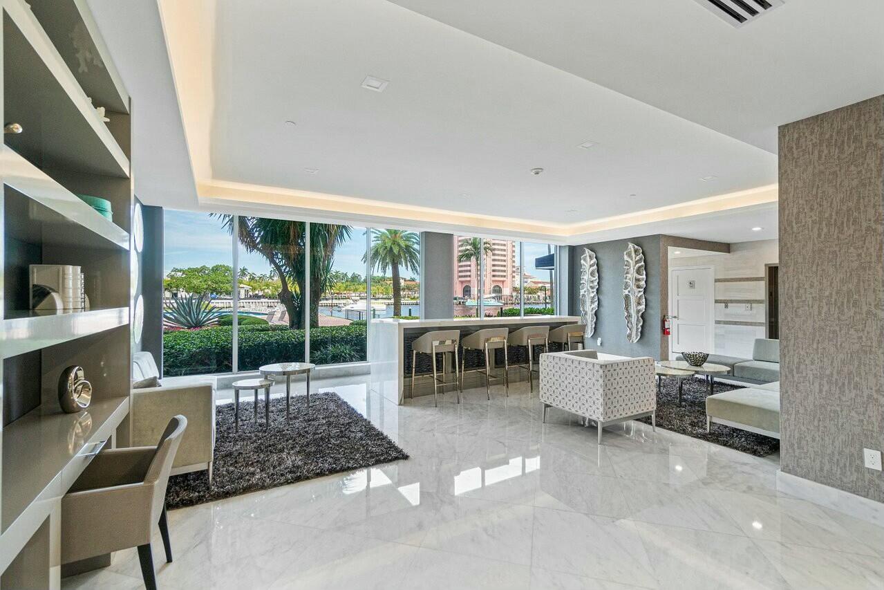 701 E Camino Real 12a