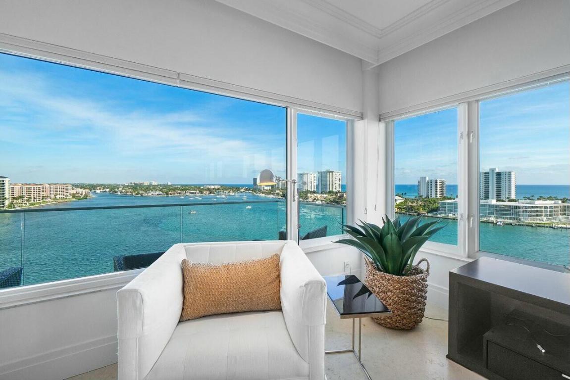 701 E Camino Real 12a