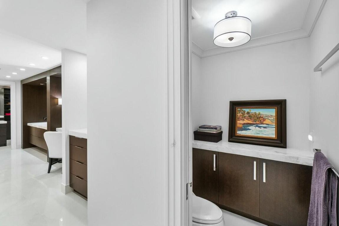 701 E Camino Real 12a