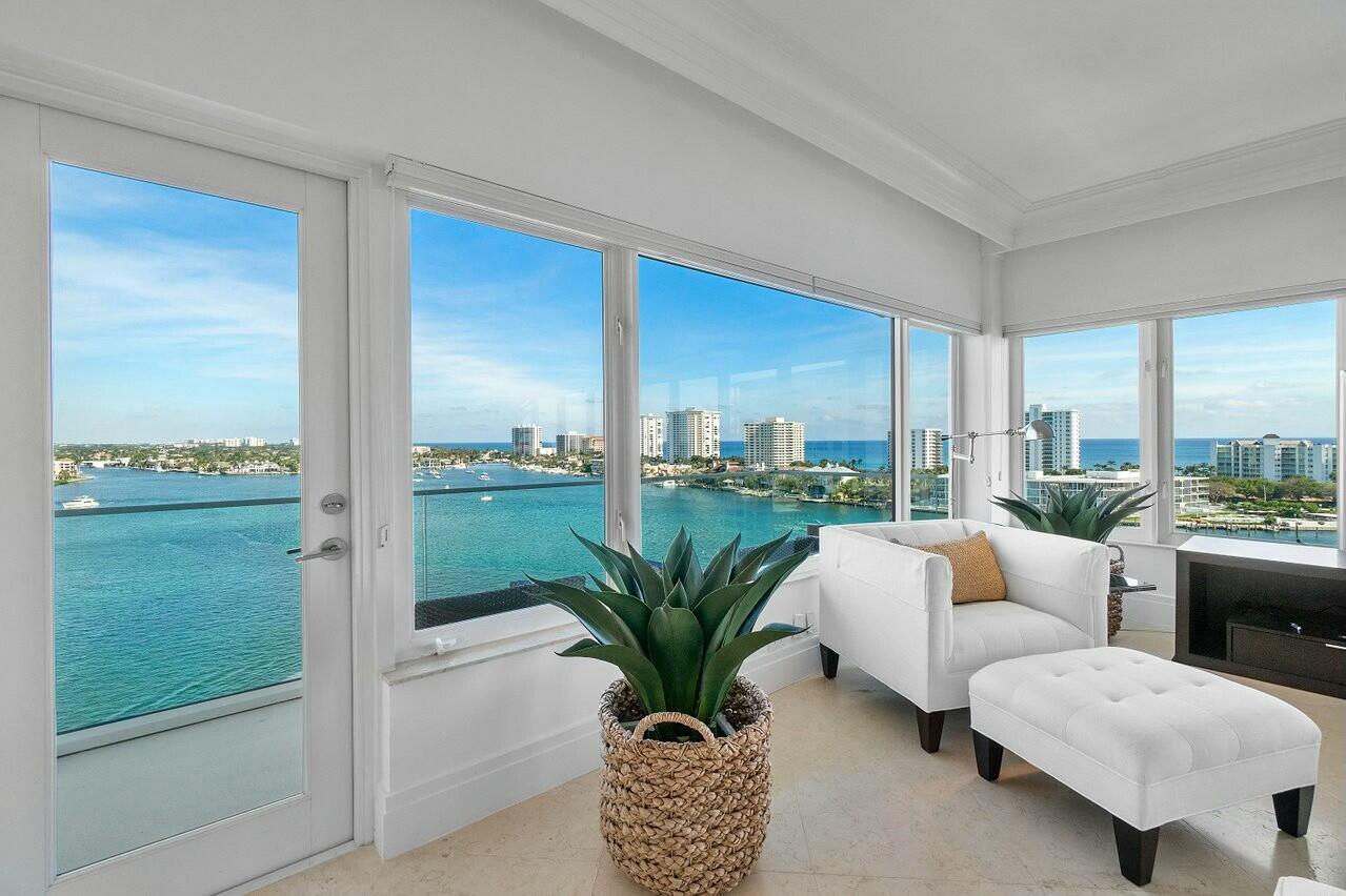 701 E Camino Real 12a