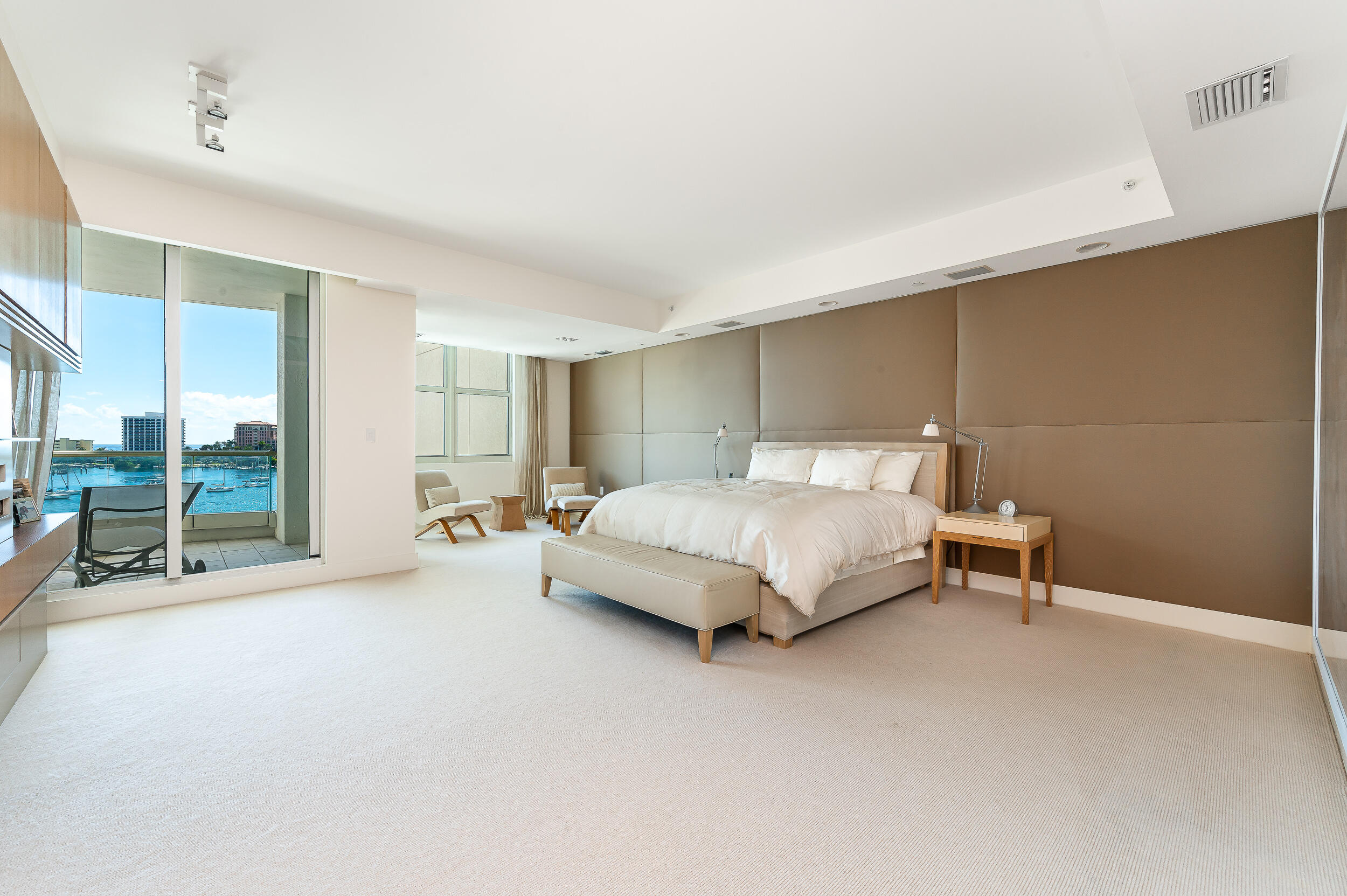 400 SE 5th Avenue 605