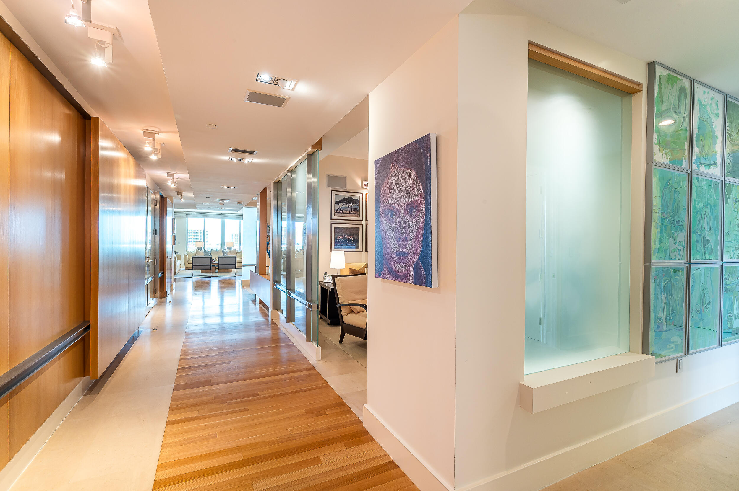 400 SE 5th Avenue 605