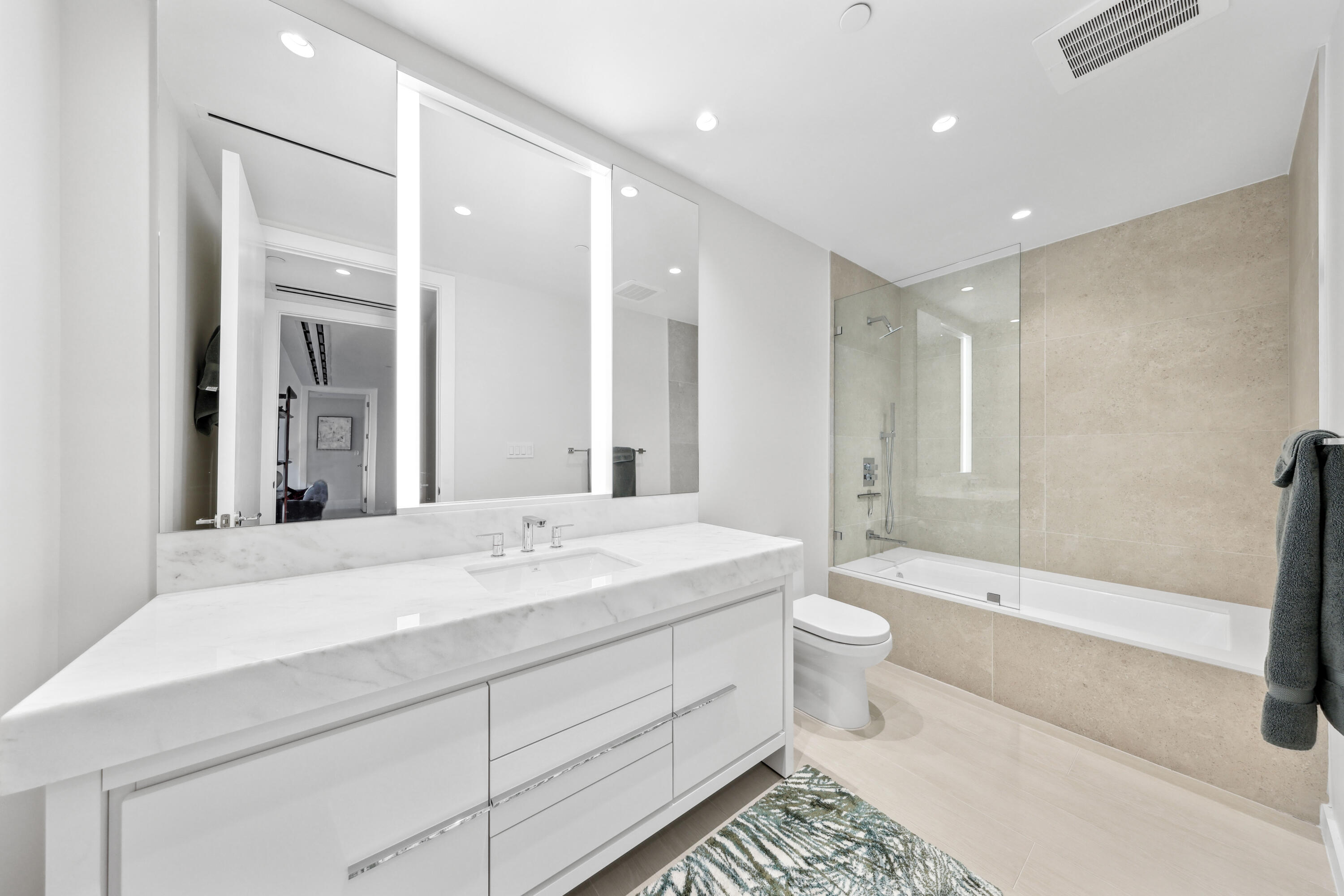 200 SE Mizner Boulevard 407