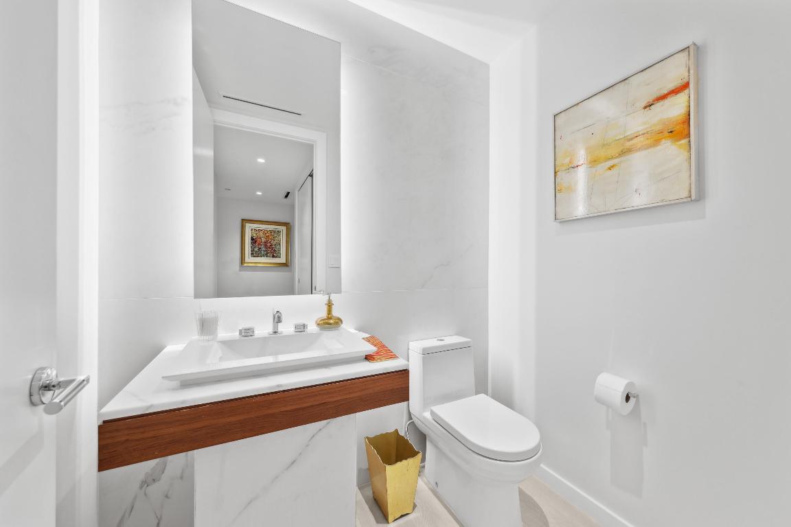 200 SE Mizner Boulevard 407