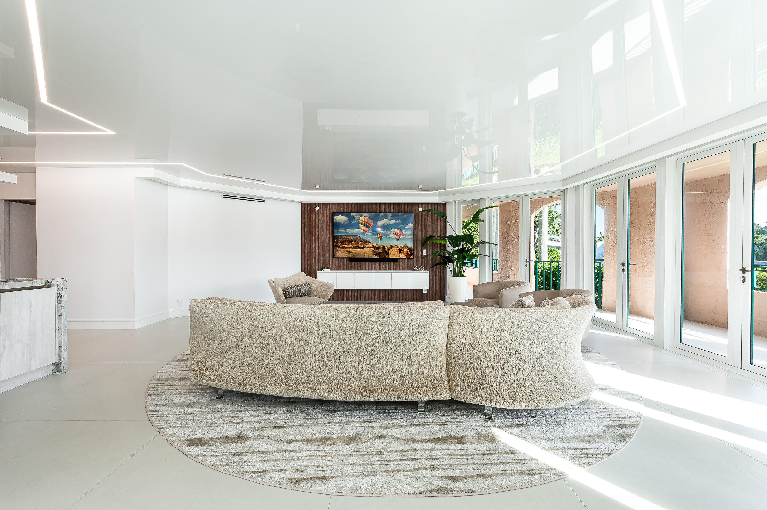 100 SE 5th Avenue 101