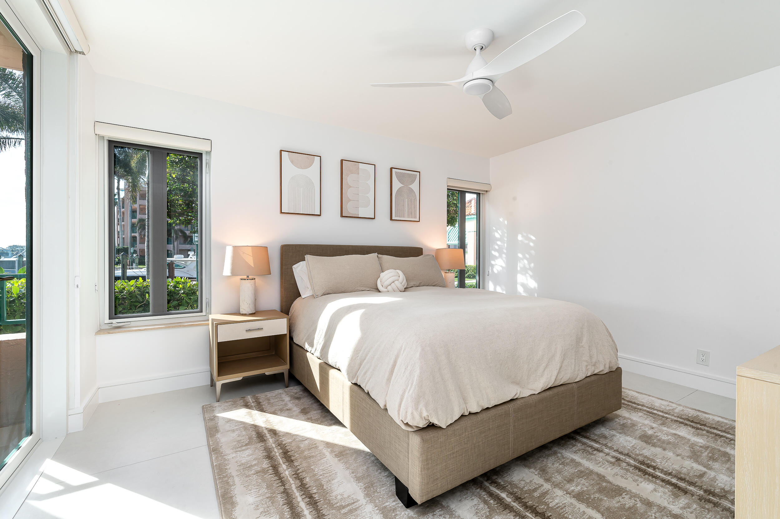 100 SE 5th Avenue 101