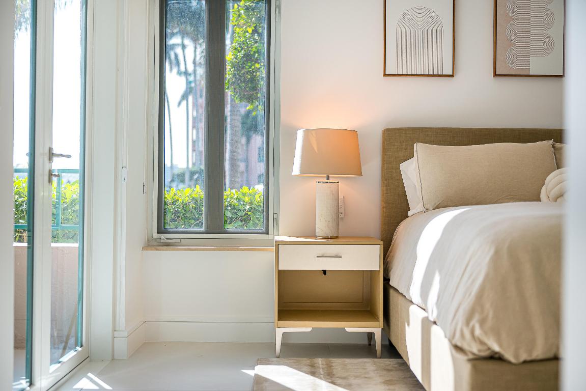 100 SE 5th Avenue 101