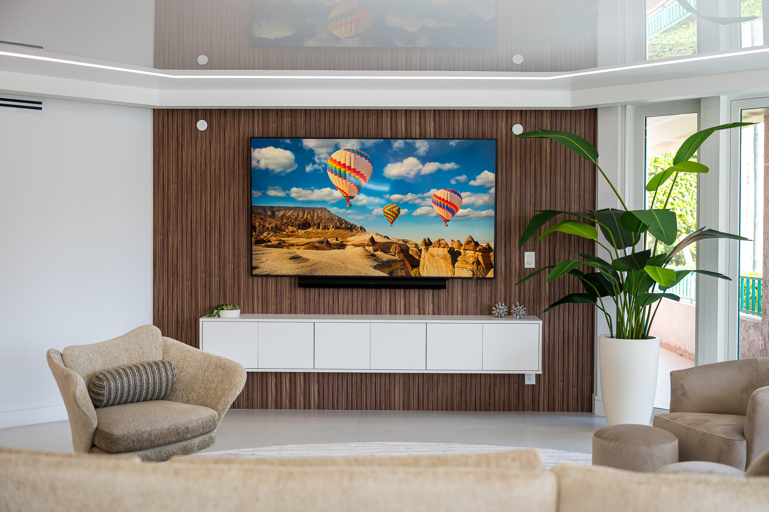 100 SE 5th Avenue 101