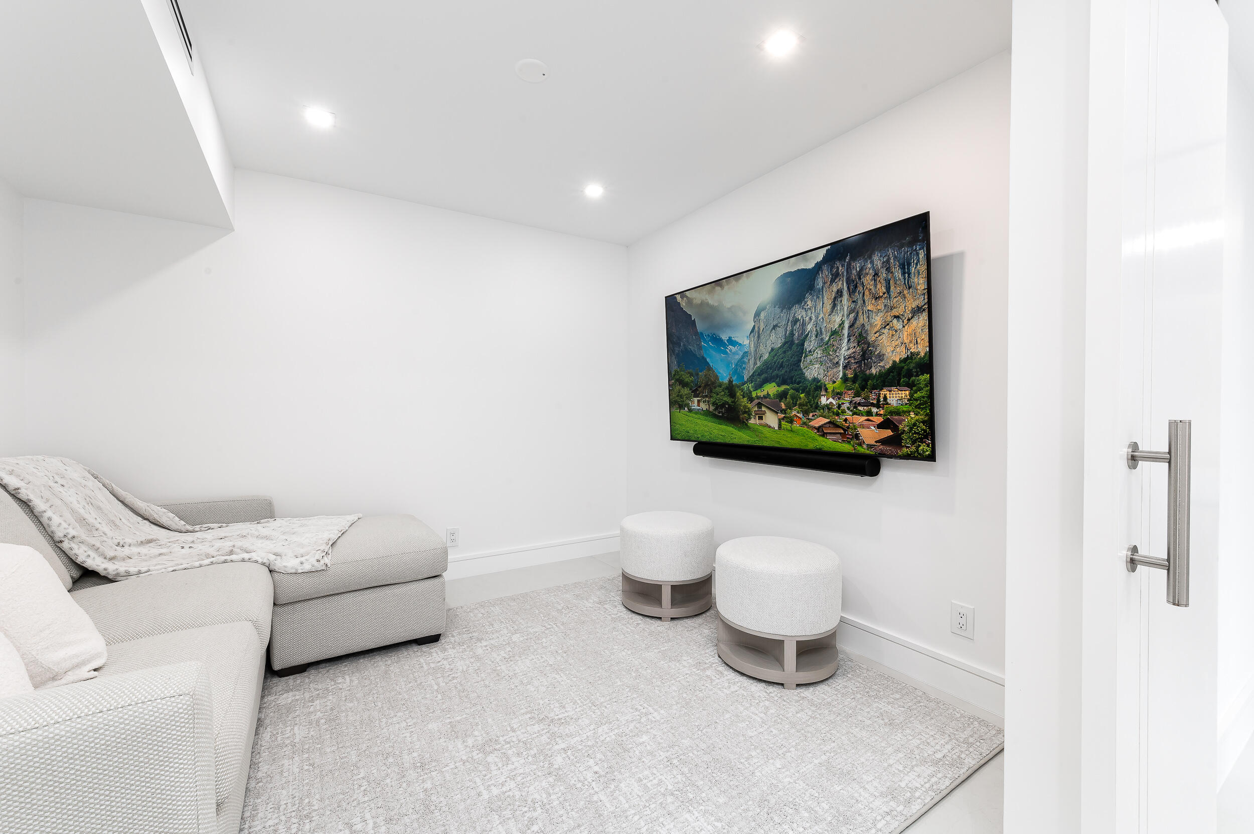 100 SE 5th Avenue 101