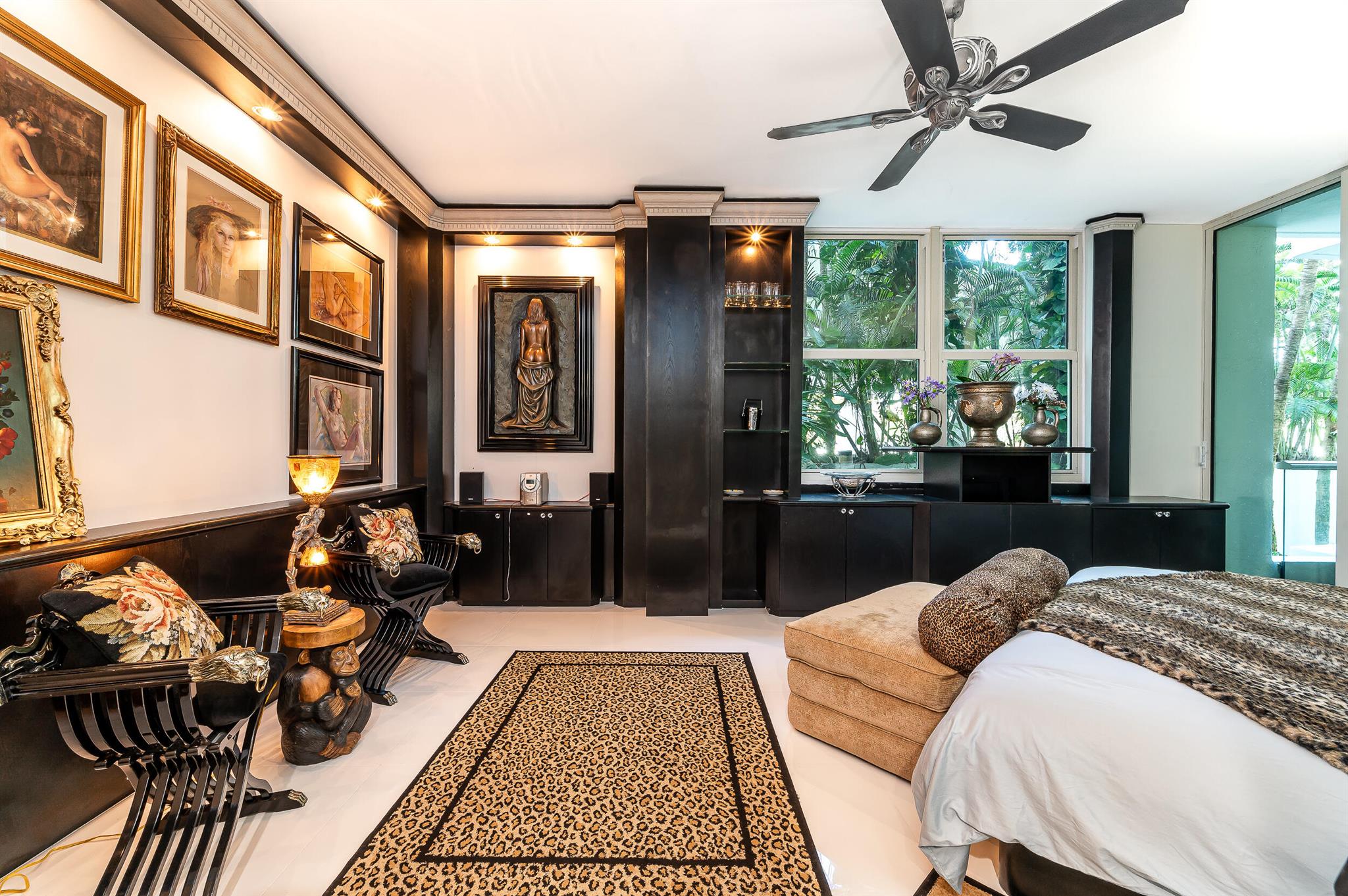 550 SE 5th Avenue 203s