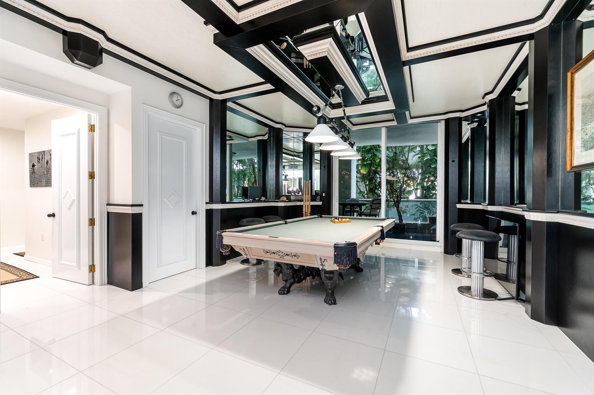 550 SE 5th Avenue 203s