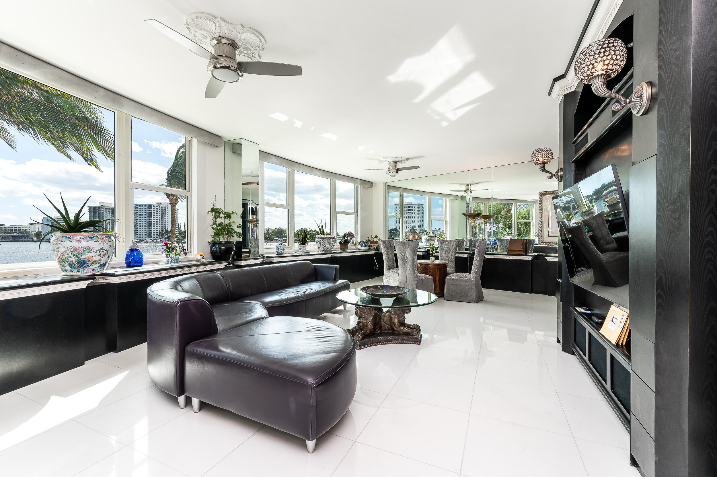 550 SE 5th Avenue 203s