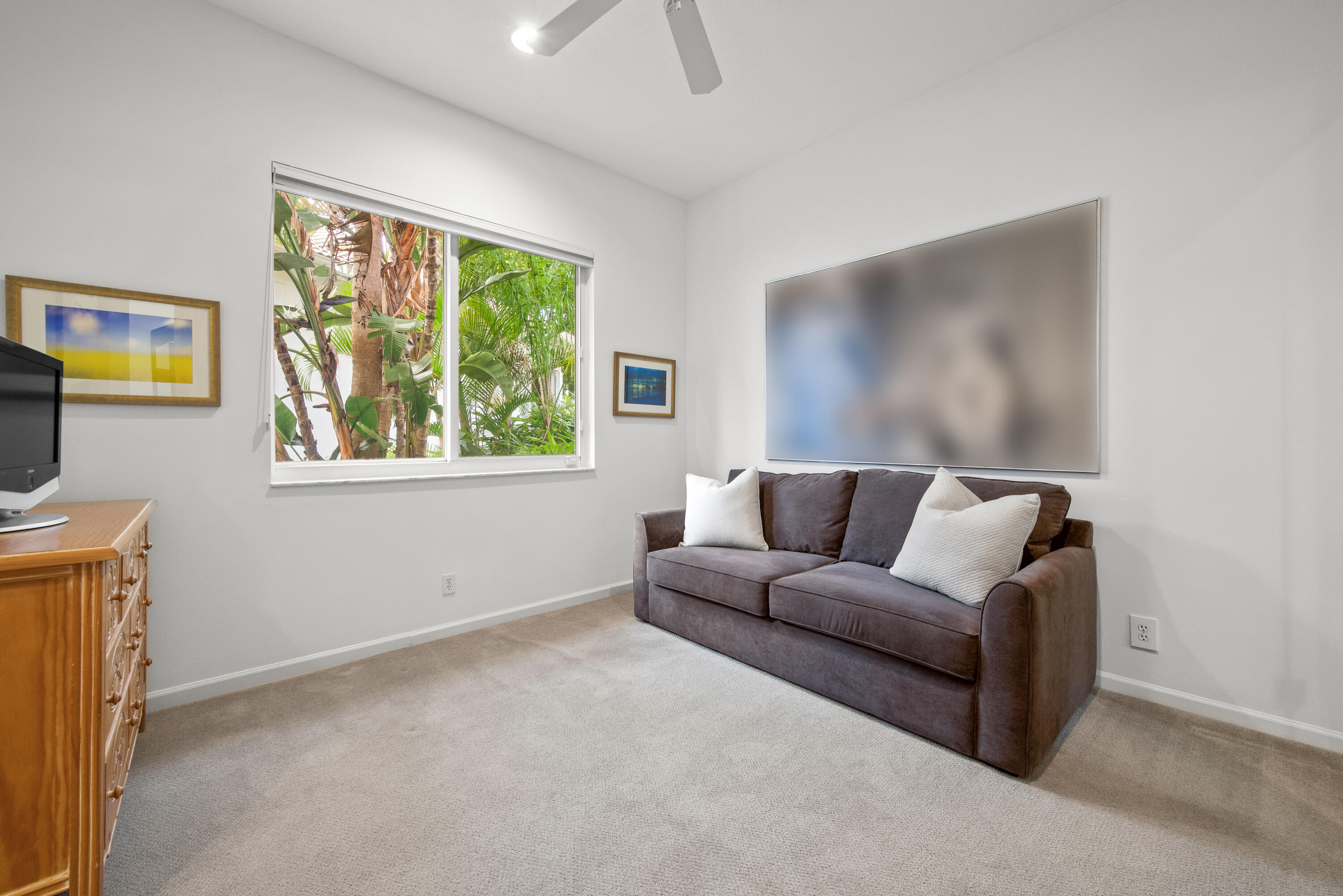 4190 NW 55th Place