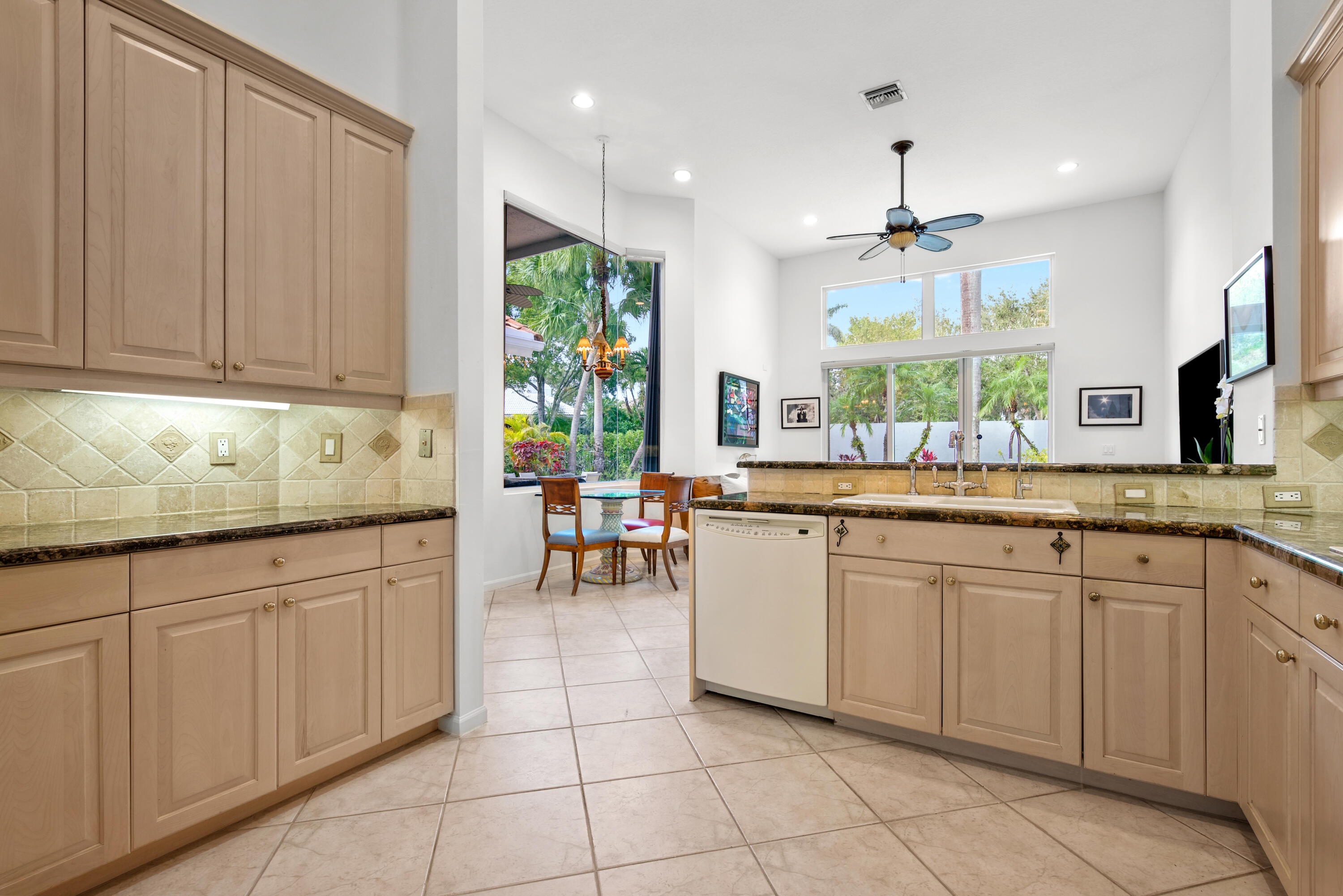 4190 NW 55th Place