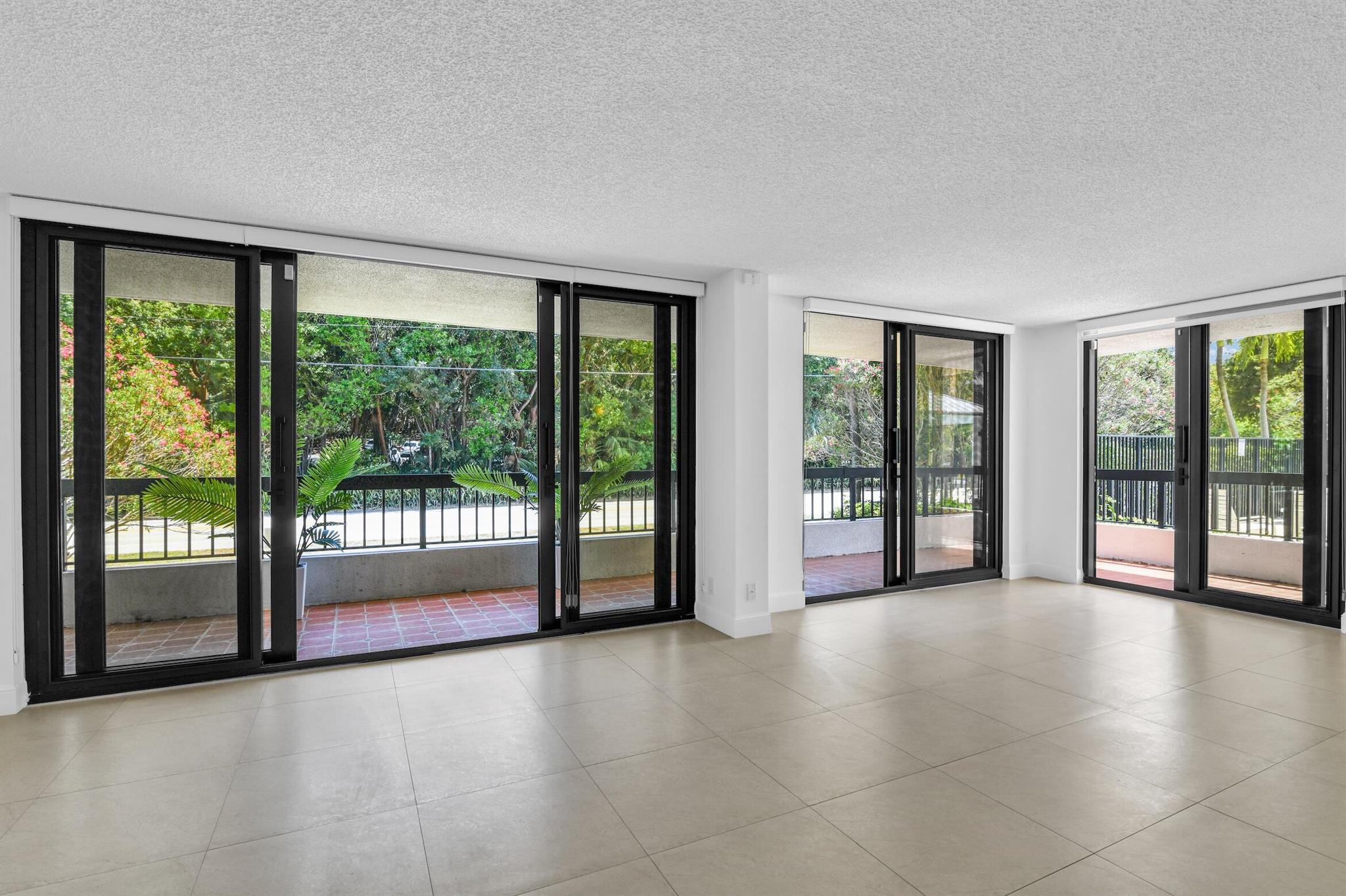 277 N Ocean Boulevard 1010