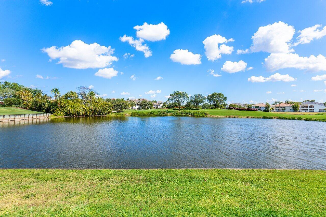 4120 NW Briarcliff Circle