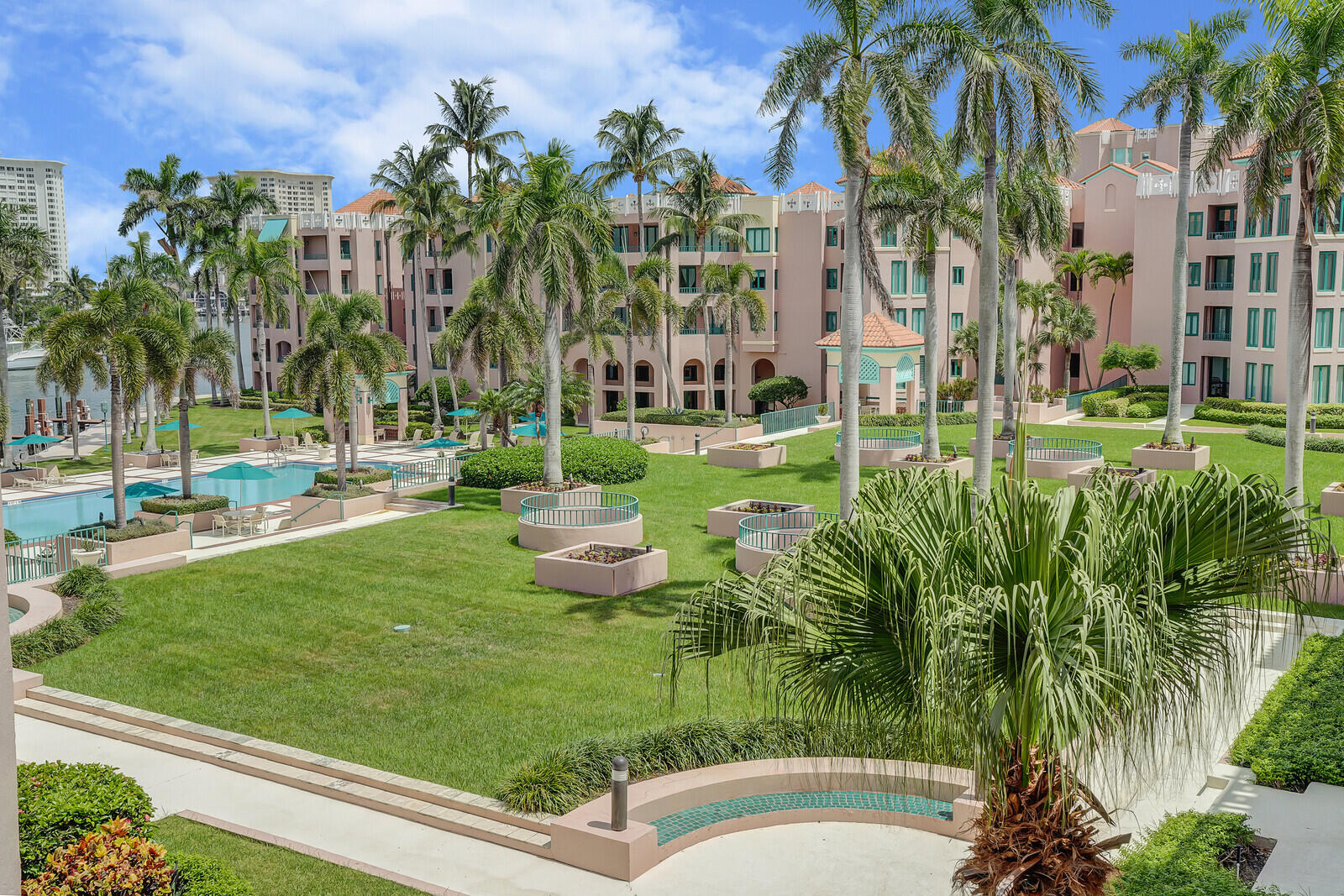 120 SE 5th Avenue 424