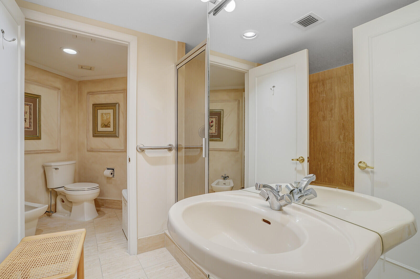 120 SE 5th Avenue 424