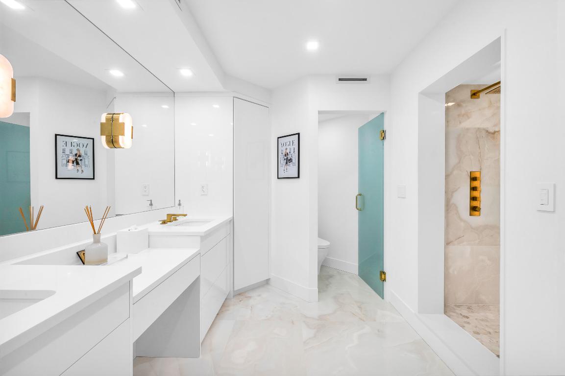 120 SE 5th Avenue 324