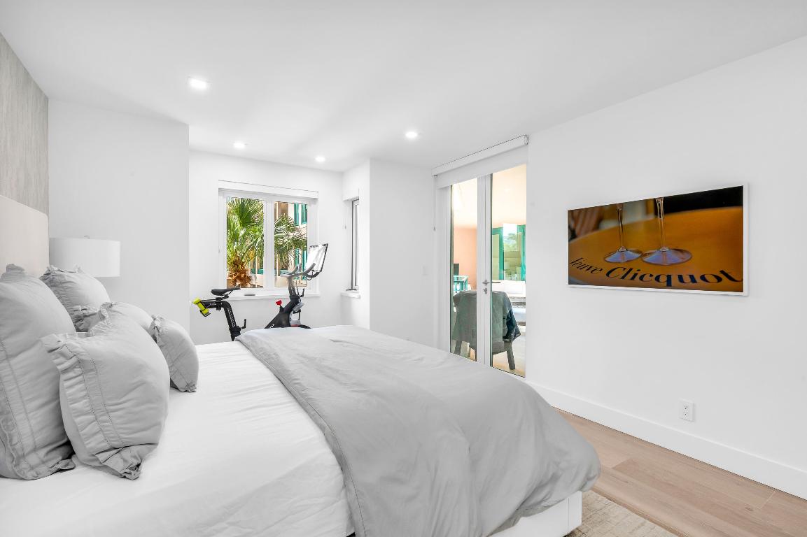 120 SE 5th Avenue 324