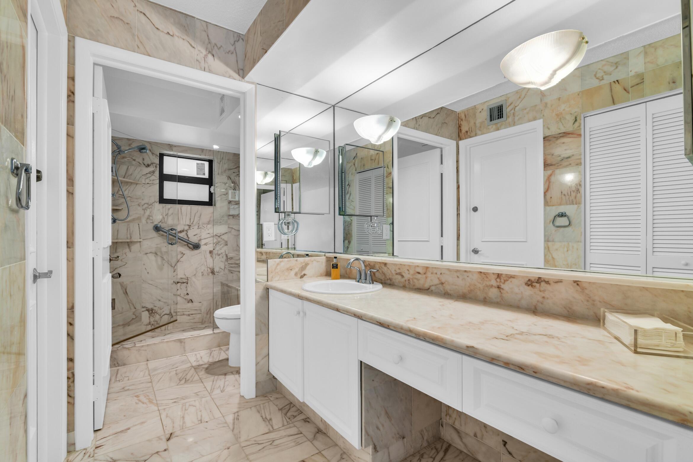 277 N Ocean Boulevard 1010